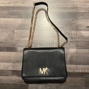 Black Micheal Kors purse